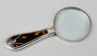 Art Nouveau Magnifying Glass with Tortoise Shell Handle