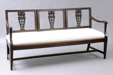 Antique Italian Walnut Settee with Carved Chinoiserie Heads, 18th Century